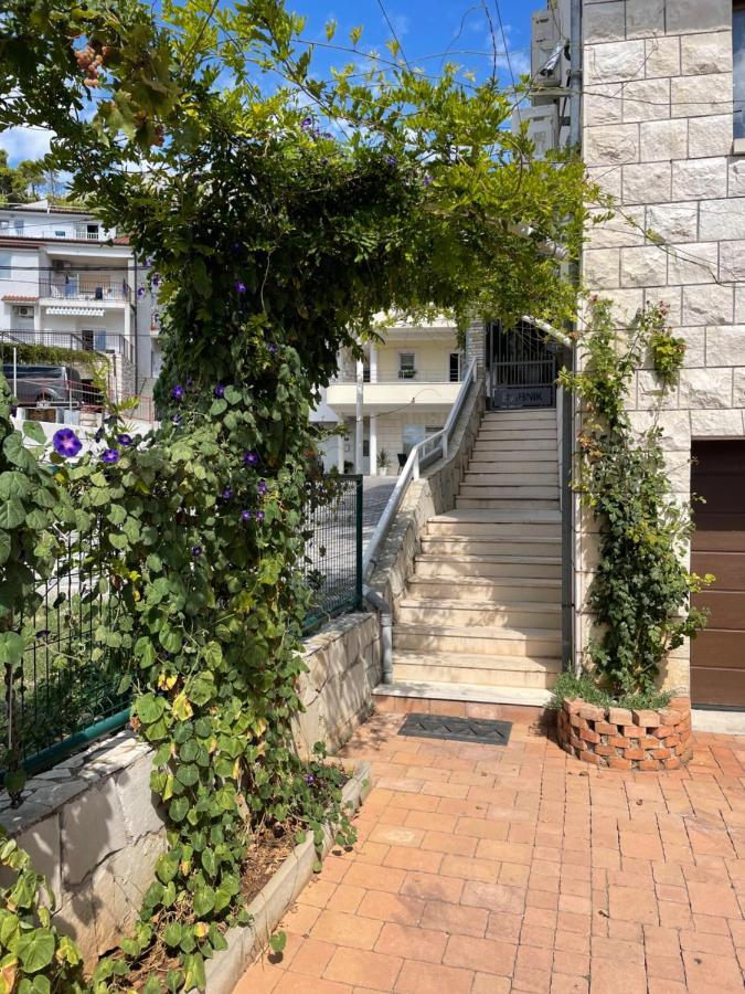 Angel Wing Apartmant Duce Exterior photo
